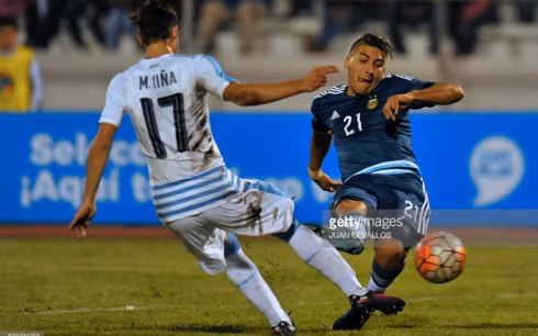 Marcelo Torres (bên phải) là tiền đạo đáng sợ nhất của U20 Argentina.