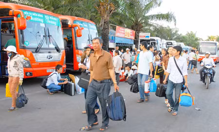 Bến xe Miền Đông tăng chuyến phục vụ hành khách. Ảnh tư liệu