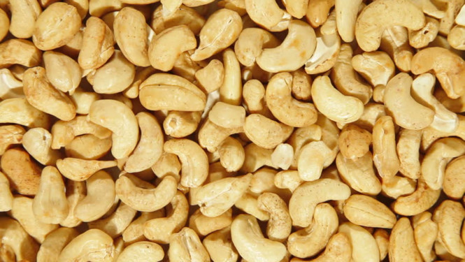 Ít người biết rằng hạt điều rất giàu sắt. Ít người biết rằng hạt điều rất giàu sắt.