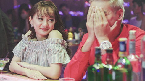 "Em chưa 18" là bộ phim hài, tình cảm thú vị. "Em chưa 18" là bộ phim hài, tình cảm thú vị.