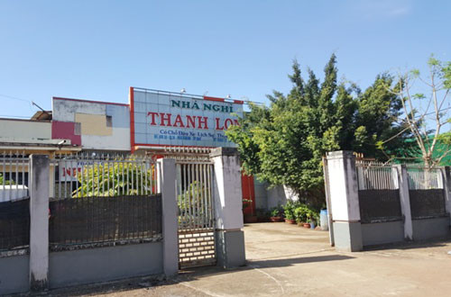 Nhà nghỉ nơi xảy ra vụ án mạng. Nhà nghỉ nơi xảy ra vụ án mạng.