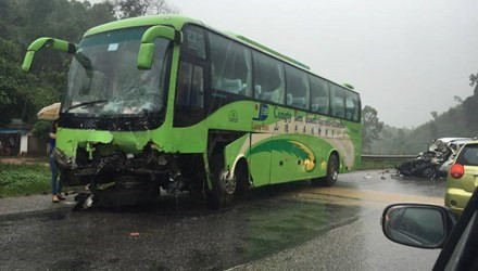 Hiện trường vụ tai nạn (Ảnh nguồn: Tiền Phong) Hiện trường vụ tai nạn. Ảnh: Tiền Phong