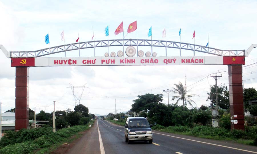 Thu ngân sách huyện Chư Pưh đến thời điểm này đạt thấp so với thu toàn tỉnh. Ảnh: Quang Tấn Thu ngân sách huyện Chư Pưh đến thời điểm này đạt thấp so với thu toàn tỉnh. Ảnh: Quang Tấn