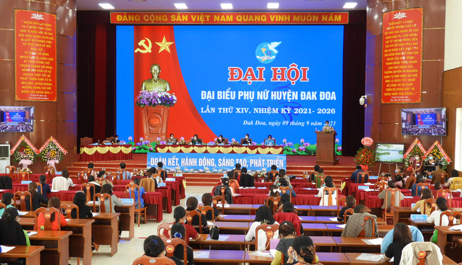 Quang cảnh đại hội