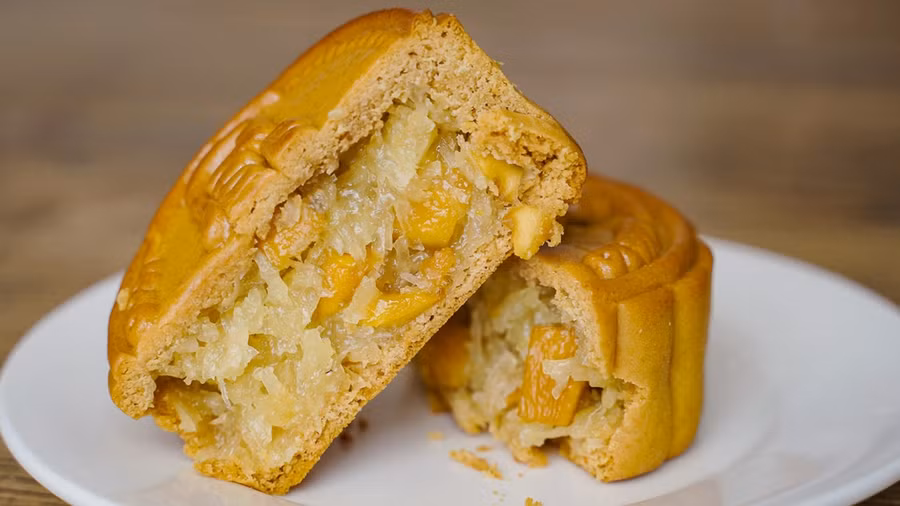 Hay bánh trung thu nhân xoài sấy dẻo.