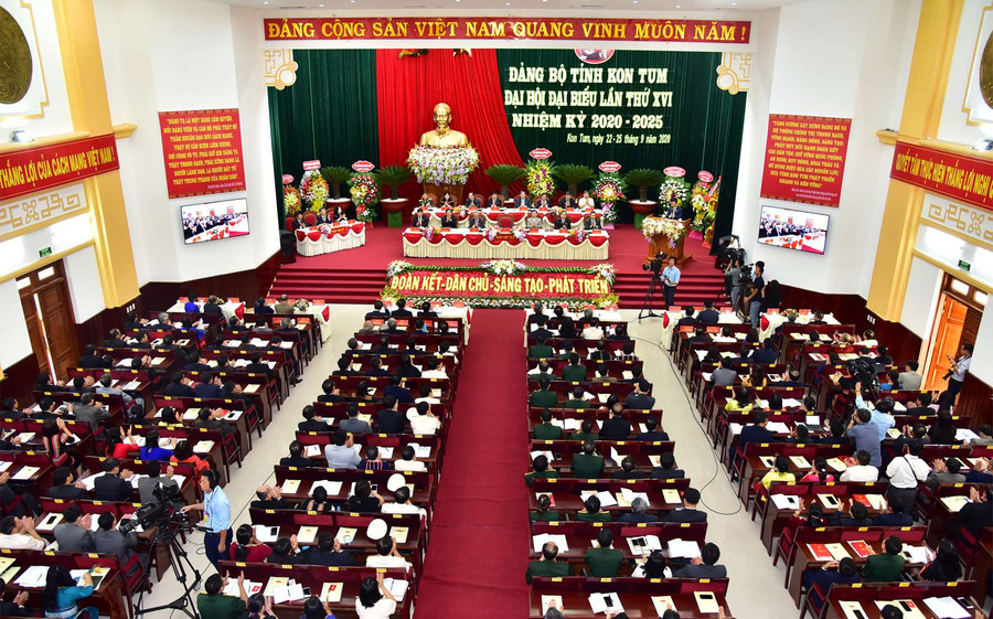 Dưới sự lãnh đạo của Đảng bộ tỉnh, người dân trên địa bàn tỉnh đã biết tận dụng thời cơ để vượt qua khó khăn, thách thức, đạt được những thành tựu to lớn. Ảnh: Thế Binh