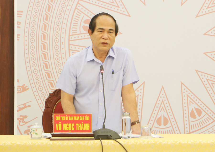 Chủ tịch UBND tỉnh Võ Ngọc Thành mong muốn các cấp, các ngành, chính quyền địa phương cụ thể hóa bằng các chương trình hành động để thực hiện hiệu quả phong trào thi đua. Ảnh: Quang Tấn Chủ tịch UBND tỉnh Võ Ngọc Thành mong muốn các cấp, các ngành, chính quyền địa phương cụ thể hóa bằng các chương trình hành động để thực hiện có hiệu quả hơn. Ảnh: Quang Tấn