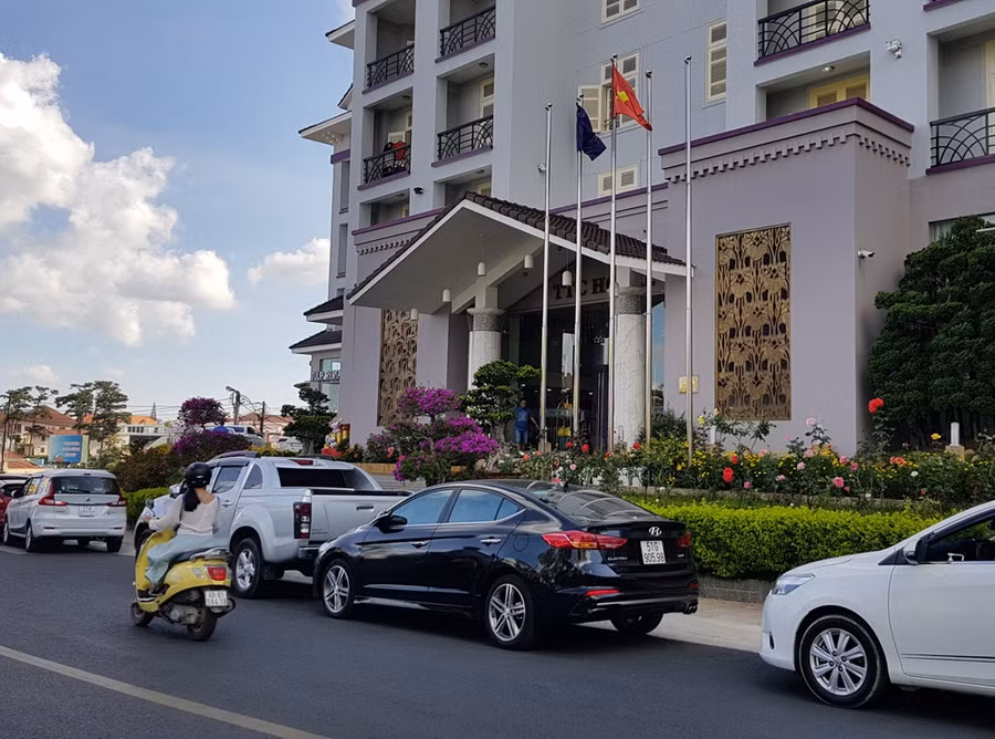 Các cơ sở lưu trú du lịch từ 2 sao trở lên được phép hoạt động từ 17 giờ ngày 8.9. Ảnh: Lâm Viên