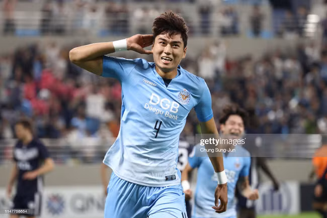 Jeong Tae-wook được nhiều tin đồn cho rằng sẽ khoác áo HAGL ở mùa giải mới