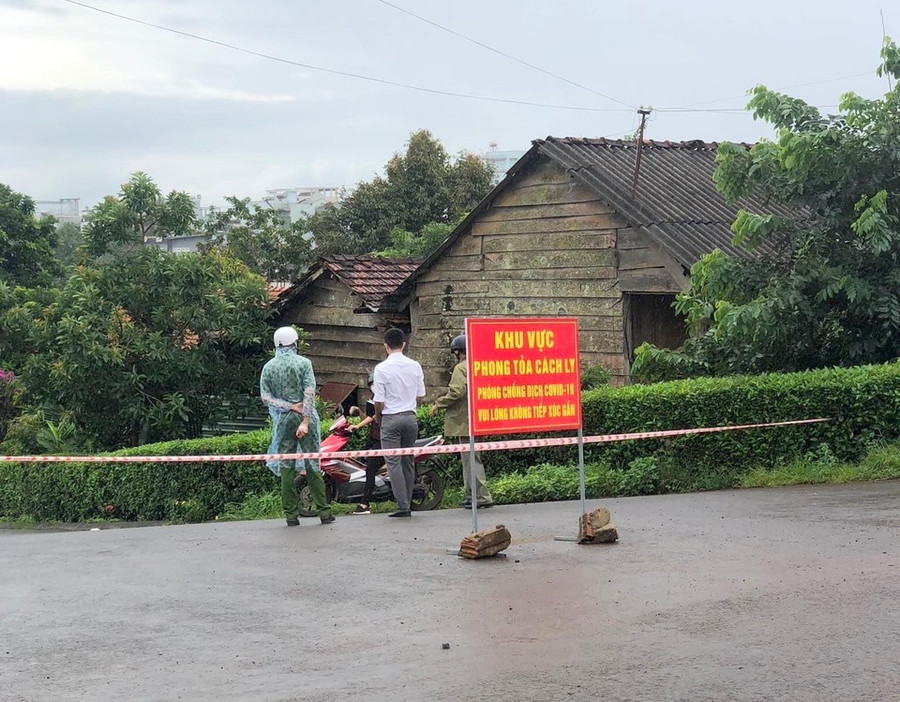 Một điểm phong tỏa ở huyện Đắk Mil. Ảnh:NDCC