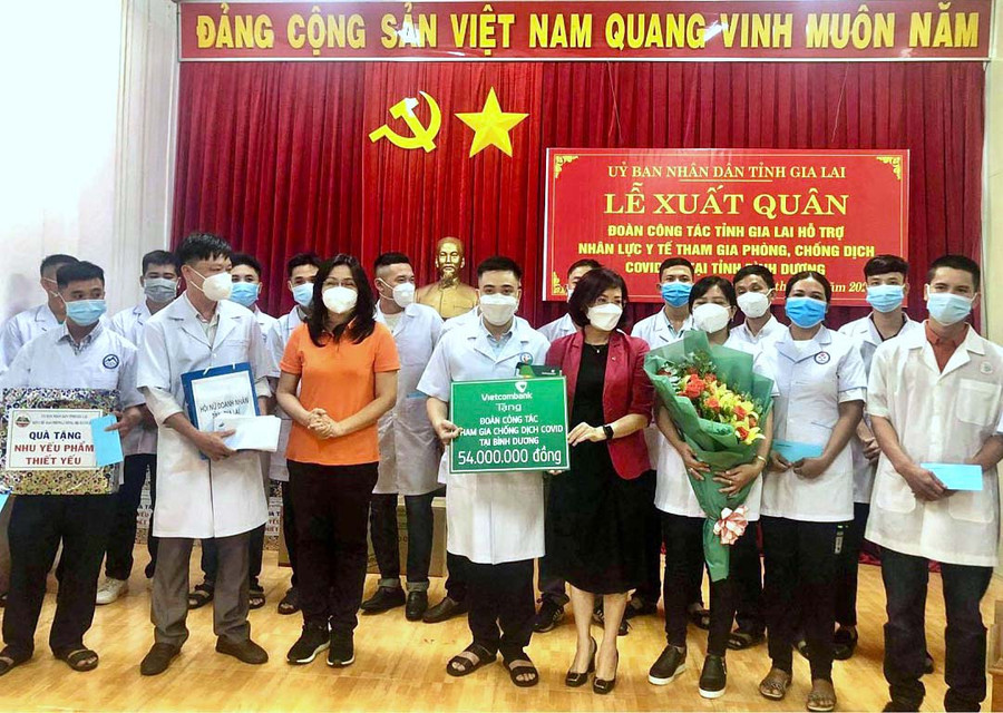 Các doanh nghiệp, cộng đồng nữ doanh nhân đã có nhiều đóng góp ý nghĩa trong phòng chống dịch. Ảnh: Minh Châu