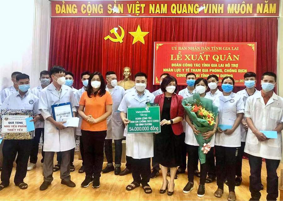 Các doanh nghiệp, cộng đồng nữ doanh nhân đã có nhiều đóng góp ý nghĩa trong phòng chống dịch. Ảnh: Minh Châu