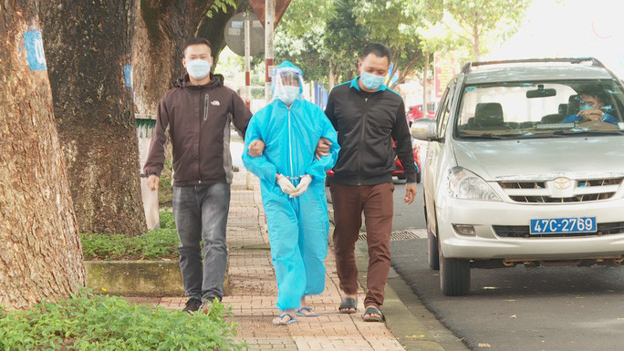  Di lý đối tượng Võ Thành Trung từ TP HCM về Đắk Lắk sau 34 năm trốn trại