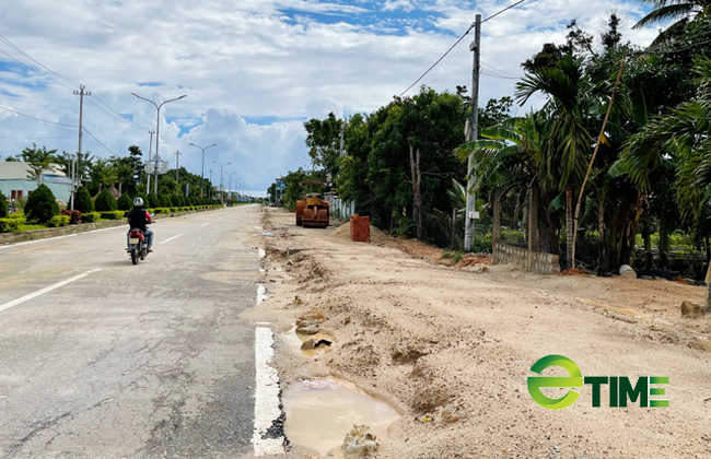 Đến thời điểm này đơn vị thi công đã hoàn thành 800m/820m. Ảnh: Nhiệt Băng