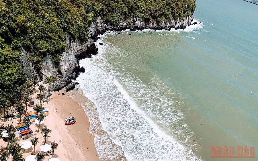 Các khu du lịch tại Hải Phòng sẽ mở cửa trở lại từ đầu tháng 10. Ảnh: Ngô Quang Dũng