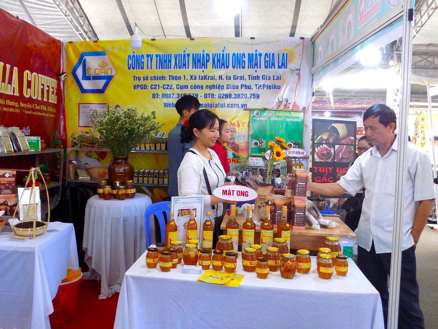 Mật ong là một trong những đặc sản của Gia Lai. Ảnh: Hà Duy Mật ong là một trong những đặc sản của Gia Lai. Ảnh: Hà Duy