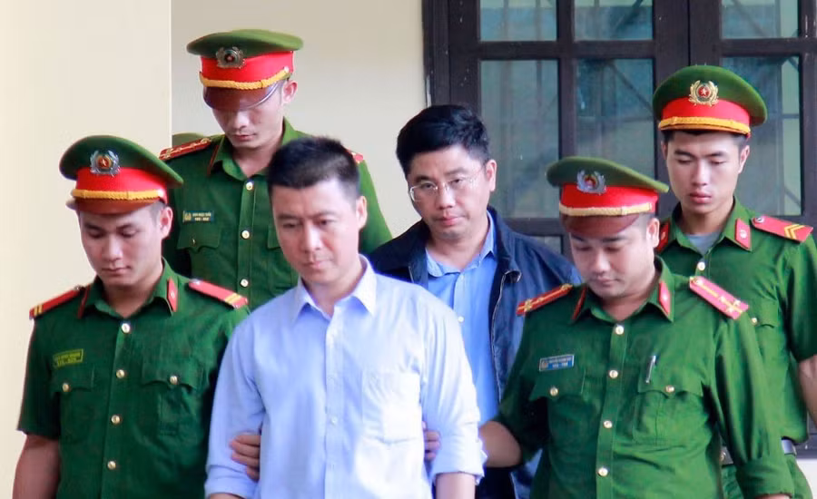 Phan Sào Nam tại phiên tòa. Ảnh: Lê Quân