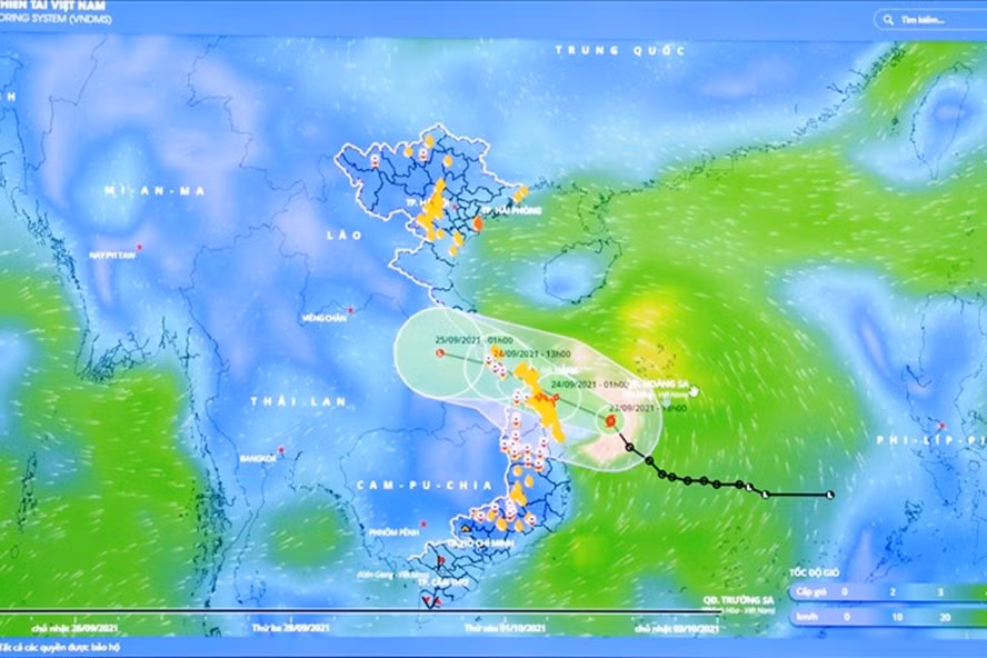 Hình ảnh bão số 6 trên hệ thống giám sát thiên tai Việt Nam. Ảnh: Ngọc Hà