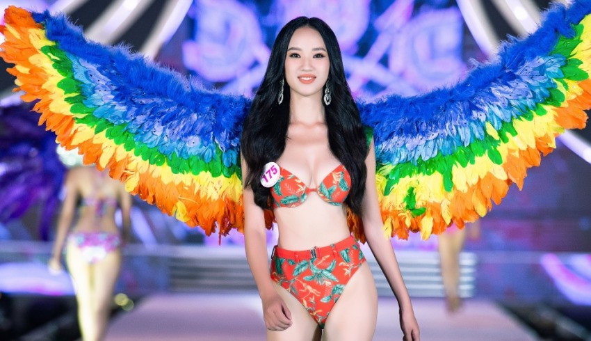  Trần Hoàng Ái Nhi có thân hình cân đối với số đo 3 vòng là 86-60-93. Ảnh: Sen Vàng