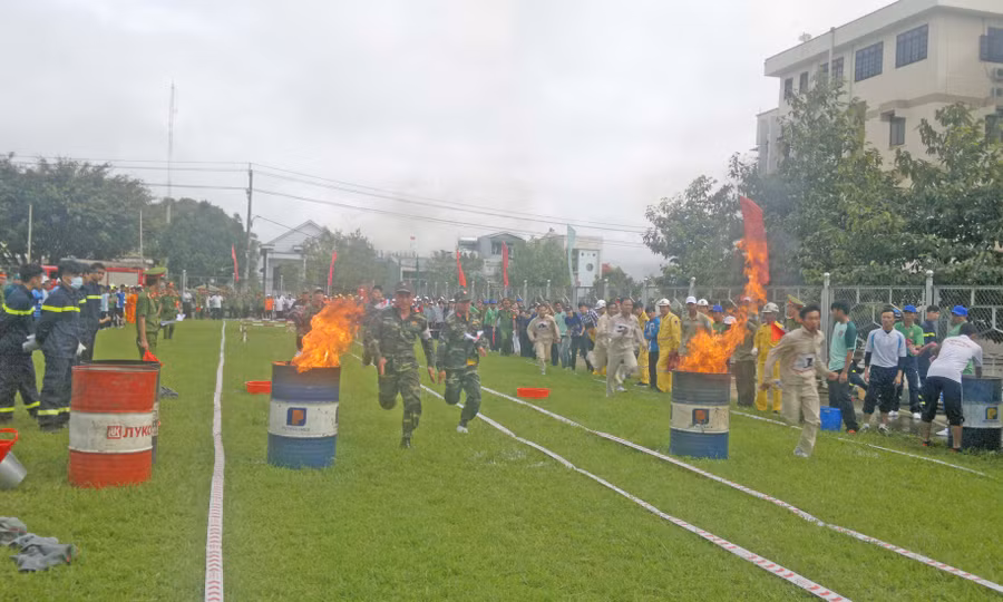 Hội thao PCCC toàn tỉnh. Ảnh: Lê Anh