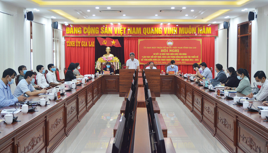 Quang cảnh hội nghị tại điểm cầu Tỉnh ủy. Ảnh: Anh Huy