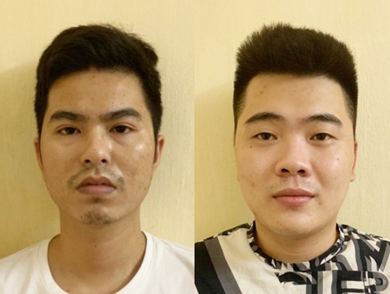  Nhiệm (áo trắng) và Phong