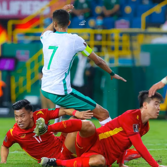 Các cầu thủ Việt Nam đã có một trận đấu kiên cường: Ảnh Liên đoàn bóng đá Saudi Arabia