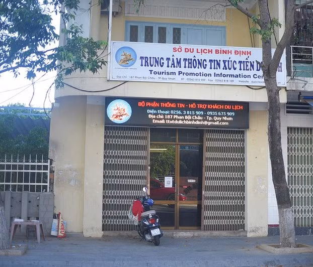 Trung tâm TTXTDL Bình Định, nơi phát hành giấy mời để hợp thức hóa cho việc chơi golf giữa lệnh cấm của Giám đốc Sở Du lịch Bình Định Nguyễn Văn Dũng và Cục phó Cục thuế tỉnh Bình Định Nguyễn Công Thành. Ảnh: LT