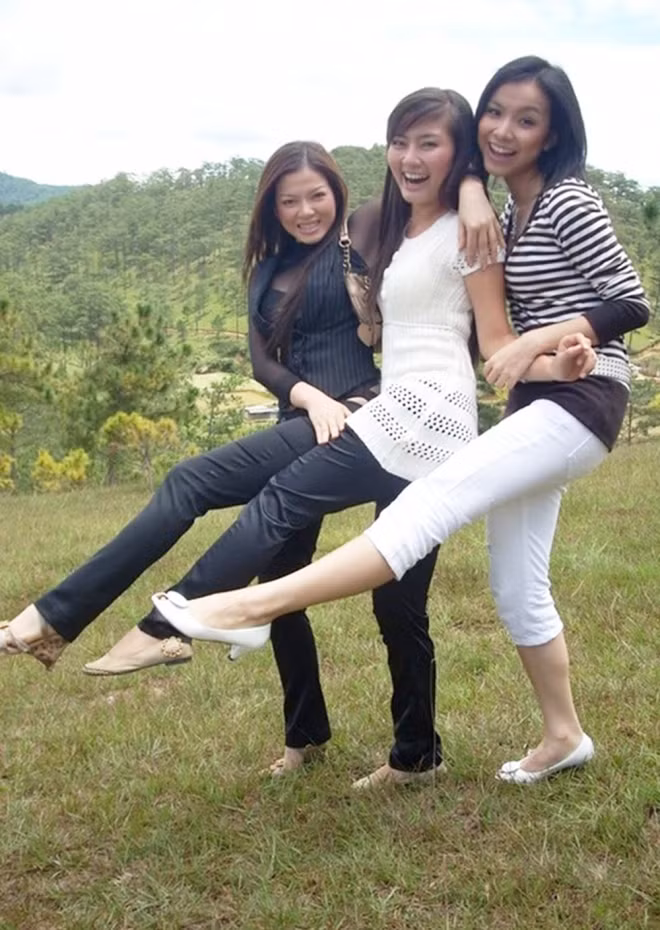 Lý Nhã Kỳ, Ngọc Lan và Thùy Lâm trong phim 