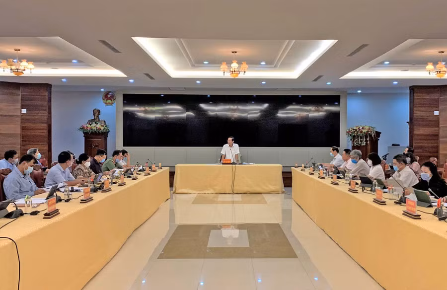 Quang cảnh cuộc họp của Ban Chỉ đạo Cải cách hành chính tỉnh. Ảnh: Phương Linh