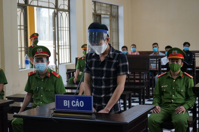 Bị cáo Hộp bị tuyên án tử hình. Bị cáo Hộp bị tuyên án tử hình