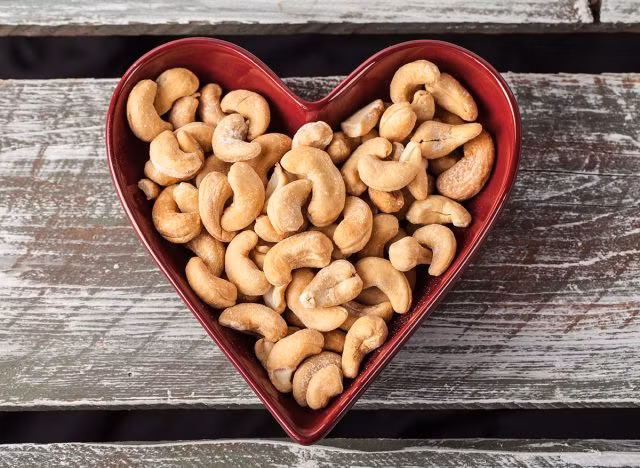 Hạt điều tốt cho bệnh nhân tiểu đường. Ảnh: Shutterstock