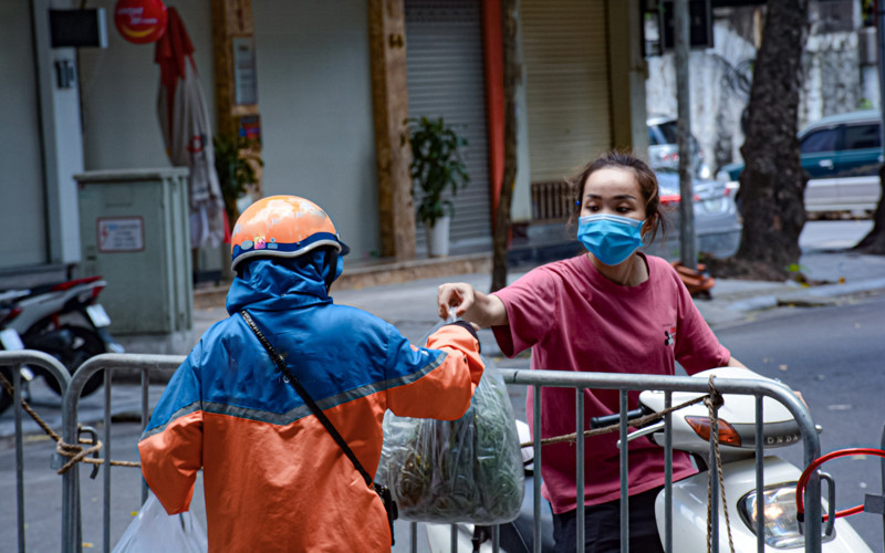 Mừng hay giúp đỡ các chuyến hàng từ thiện.