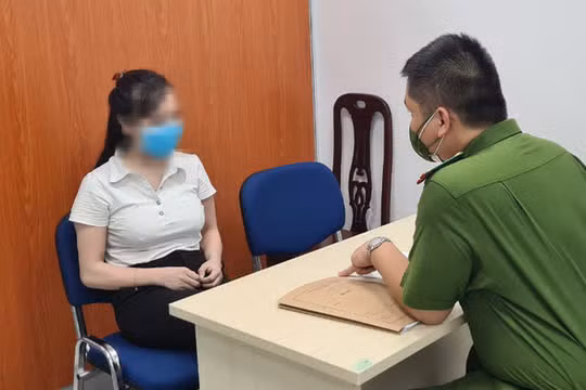  K.P. làm việc với cơ quan công an