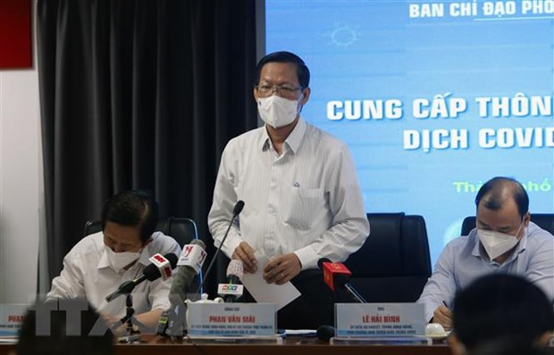 Ông Phan Văn Mãi, Chủ tịch UBND Thành phố Hồ Chí Minh, Trưởng Ban chỉ đạo phòng, chống dịch COVID-19 Thành phố, (Ảnh: Thành Chung/TTXVN)
