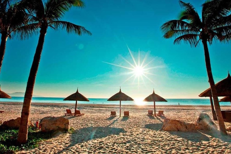 Đà Nẵng sẽ mở cửa du lịch tại chỗ phục vụ người dân vào tháng 12.2021. Ảnh: Đức Bảo