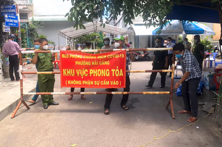  P.Hải Cảng (TP.Quy Nhơn) thực hiện giãn cách xã hội theo Chỉ thị 16 của Thủ tướng Chính phủ 7 ngày, từ ngày 18.9. Ảnh: Bảo Thoa 