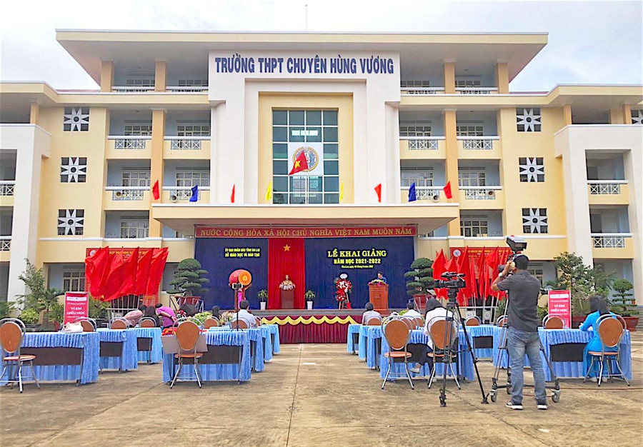 1- Quang cảnh tổng duyệt chương trình Lễ khai giảng năm học 2021-2022. Ảnh: Lê Thu.