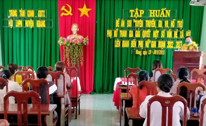 Quang cảnh lớp tập huấn. Ảnh: Minh Ngân