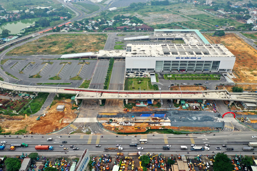 Nhiều công trình trọng điểm giao thông tại TP.HCM đang tăng tốc về đích. Ảnh: Độc Lập