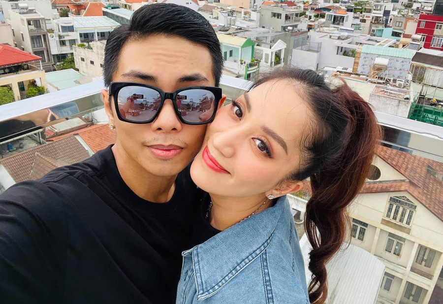 Nam vũ công mong mọi người đừng làm tổn thương đến vợ và các con của mình. ẢNH: FBNV