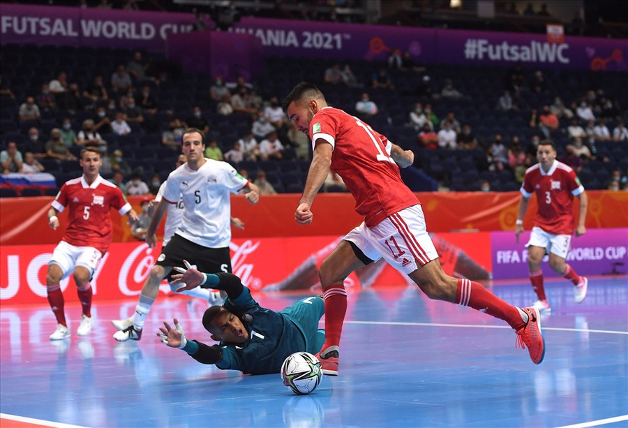 Tuyển futsal Nga giành 3 chiến thắng tuyệt đối cùng ngôi đầu tại bảng A. Ảnh: FIFA