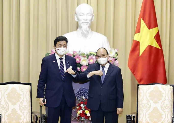 Chủ tịch nước Nguyễn Xuân Phúc tiếp Bộ trưởng Quốc phòng Nhật Bản. Ảnh: TTXVN Chủ tịch nước Nguyễn Xuân Phúc tiếp Bộ trưởng Quốc phòng Nhật Bản. Ảnh: TTXVN