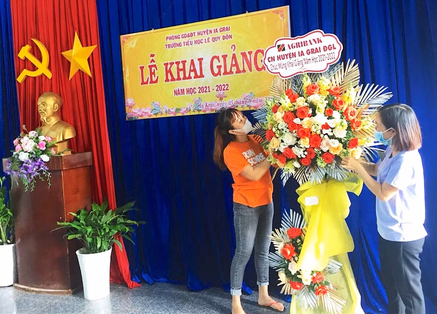 7- Trường Tiểu học Lê Quý Đôn (xã Ia Krai, huyện Ia Grai) đã hoàn tất các khâu chuẩn bị cần thiết cho lễ khai giảng “đặc biệt”. Ảnh: Trần Văn Chương.