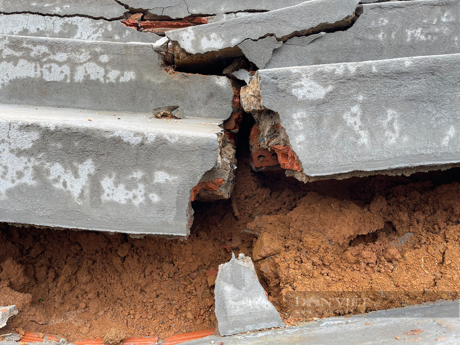 Qua quan sát thì những điểm sụt lún tại công trình trên đều không có sắt thép để gia cố