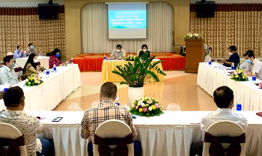 Hội nghị Ban Chấp hành khóa II, nhiệm kỳ 2016-2021 của Hiệp hội Doanh nghiệp tỉnh. Ảnh: Hà Duy