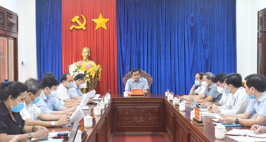  Quang cảnh buổi làm việc của Thường trực Tỉnh ủy với Ban Tuyên giáo Tỉnh ủy. Ảnh: Phương Linh