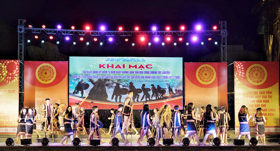 Không gian văn hóa cồng chiêng Tây Nguyên là một điểm nhấn độc đáo của văn hóa truyền thống tại Khu dự trữ sinh quyển Cao nguyên Kon Hà Nừng. Ảnh Tư liệu