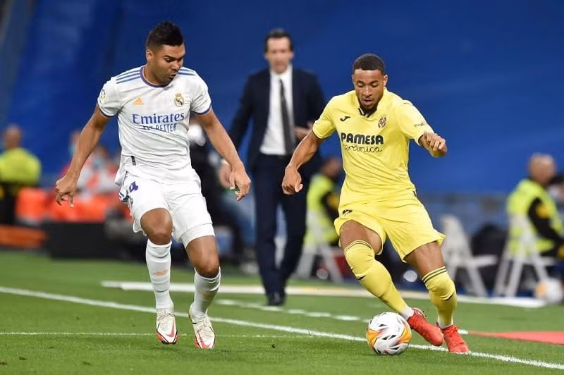 Casemiro (trái) trở lại đội hình thi đấu của Real Madrid. Ảnh: AFP