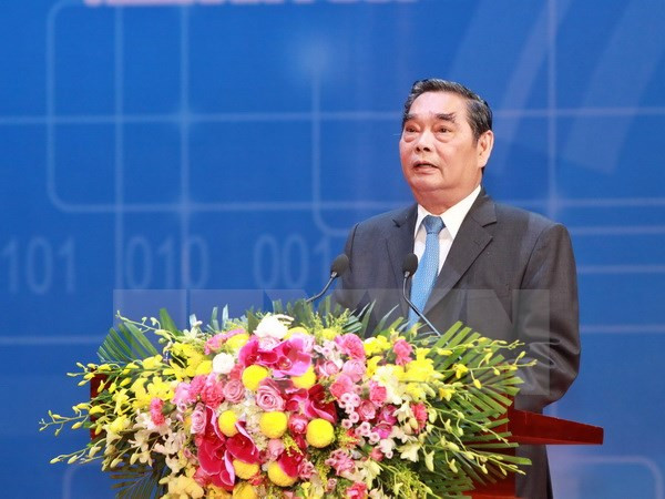 Thường trực Ban Bí thư Lê Hồng Anh phát biểu.